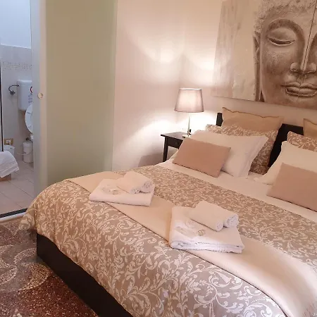 Domus La Foce Hotel 2*