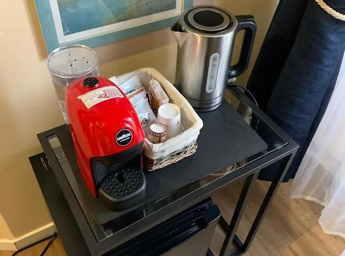 Domus La Foce Self Check In Hotel