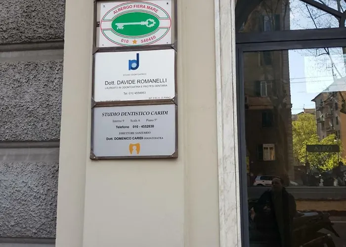 Hotel Domus La Foce Self Check In Génova